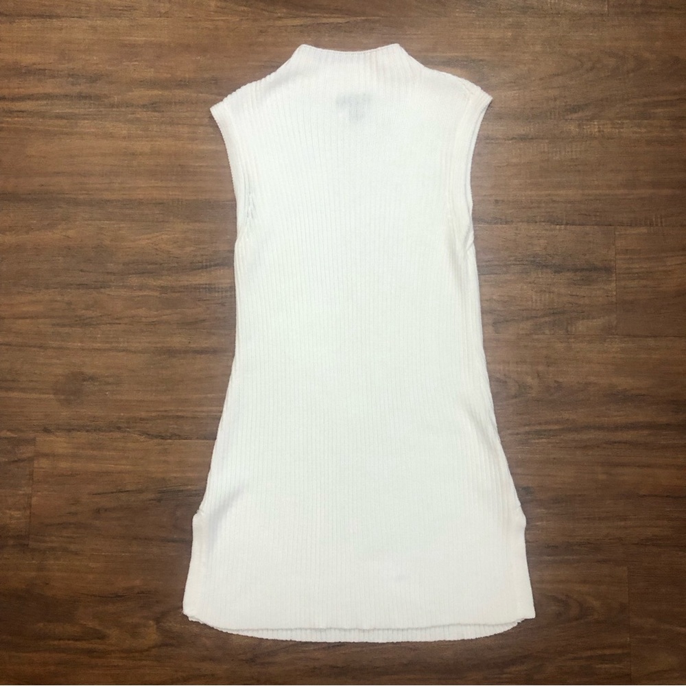 Cupio Mock T-Neck Sleeveless Ribbed Tunic